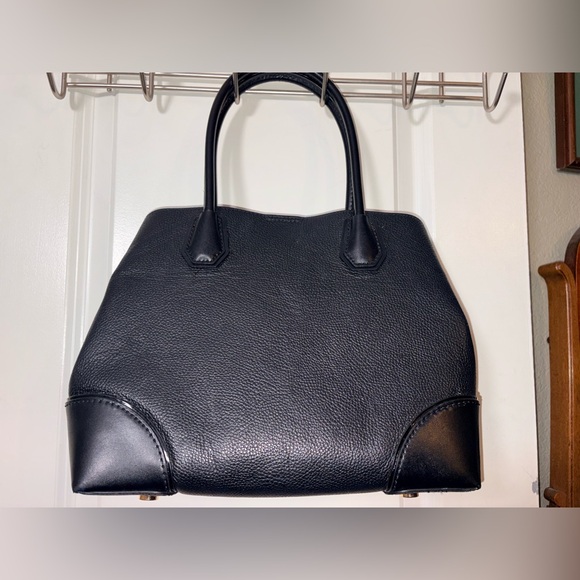 Michael Kors Mercer Gallery Medium Leather Satchel Tote Black Gold Lock Charm - Picture 6 of 16